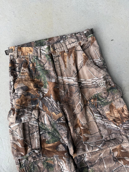 Realtree Camo Cargo Pants [29x28]